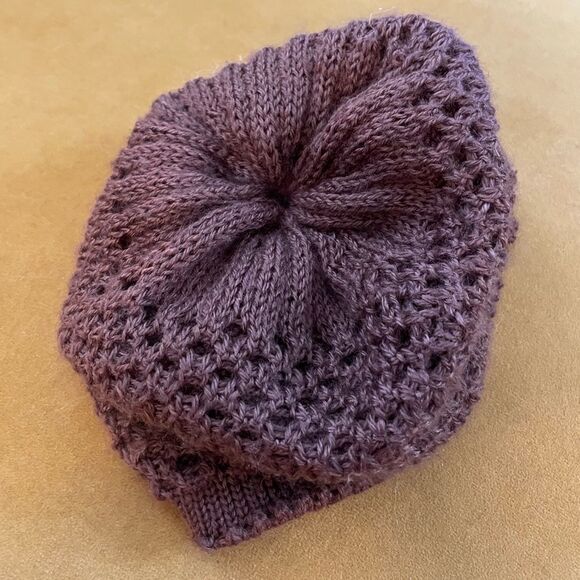 Flower Crochet Beanie Flowers Rhinestones Brown - Picture 3 of 4